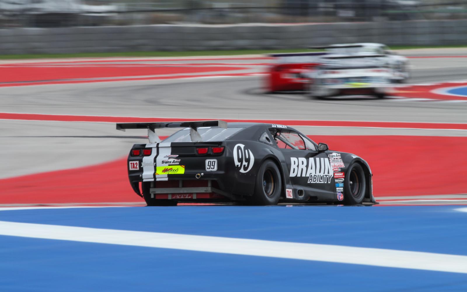  Fix and Haley lead second practice at COTA